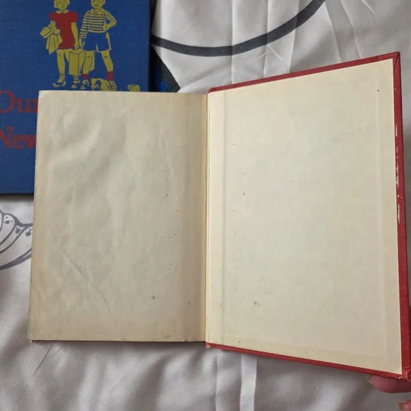 VINTAGE SCHOOL READER - Picture 2 of 5